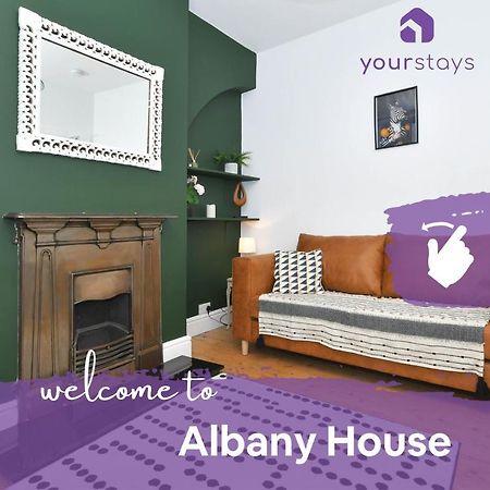 Albany House, Superb Townhouse, Gorgeous Design, Heart Of Newcastle-Under-Lyme Villa Stoke-on-Trent Kültér fotó